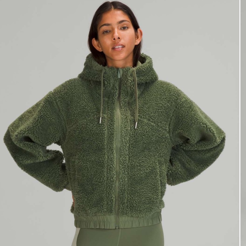 Women Lululemon Reversible Fleece Jacket Hooded Green Twill  size 8